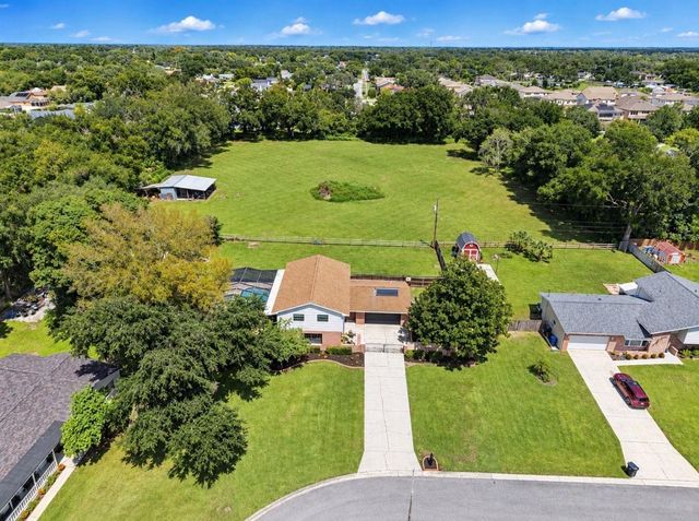 2818 SPRINGDELL CIRCLE, Valrico, FL 33596