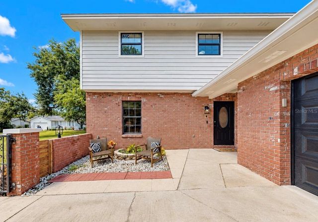 2818 SPRINGDELL CIRCLE, Valrico, FL 33596