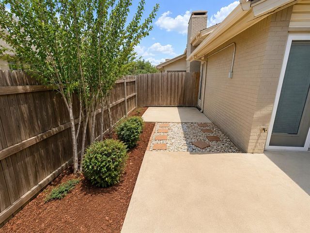 11302 N Benttree Circle, Oklahoma City, OK 73120