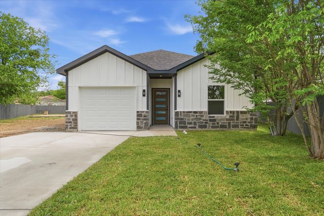 1613 SE Park Road, Mineral Wells, TX 76067