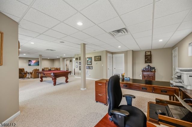 9 Coventry Rd, Hardyston Twp., NJ 07419