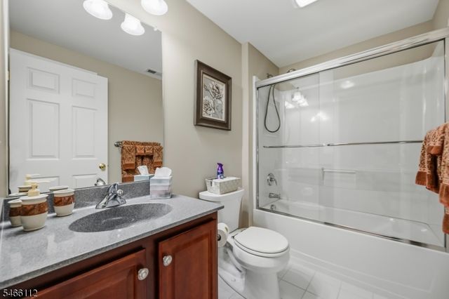 9 Coventry Rd, Hardyston Twp., NJ 07419