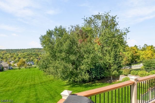 9 Coventry Rd, Hardyston Twp., NJ 07419