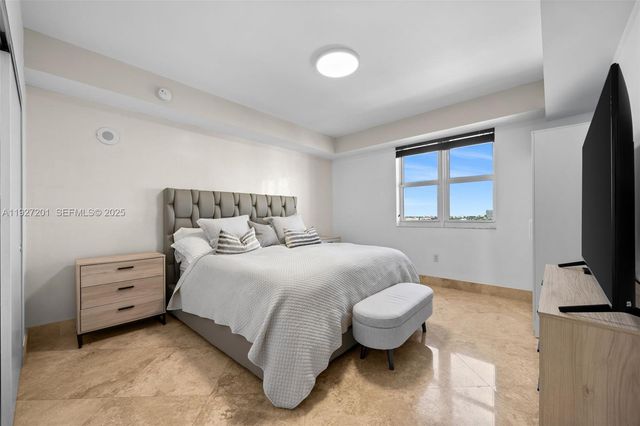 19900 E Country Club Dr 1112, Aventura, FL 33180