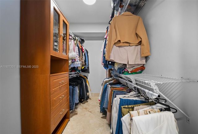 19900 E Country Club Dr 1112, Aventura, FL 33180