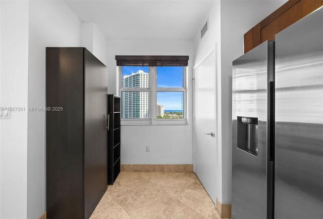 19900 E Country Club Dr 1112, Aventura, FL 33180