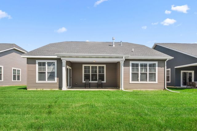 2906 Gable Drive, Valparaiso, IN 46383