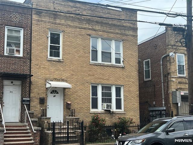 83 Davenport Avenue, Newark, NJ 07107