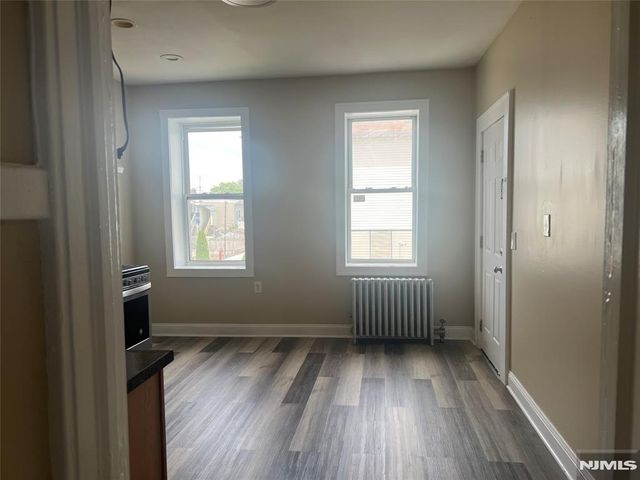 83 Davenport Avenue, Newark, NJ 07107