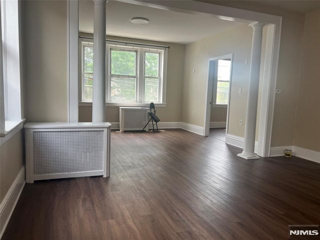 83 Davenport Avenue, Newark, NJ 07107