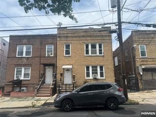 83 Davenport Avenue, Newark, NJ 07107
