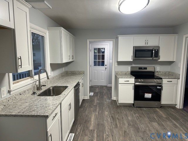 536 Smithfield Ave, Hopewell, VA 23860