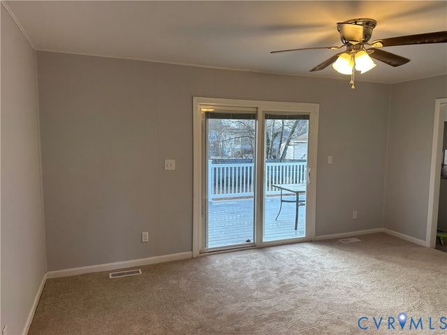 536 Smithfield Ave, Hopewell, VA 23860