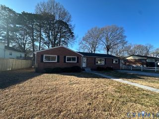 536 Smithfield Ave, Hopewell, VA 23860