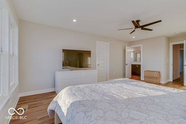 7291 Bayview Run, Mccordsville, IN 46055