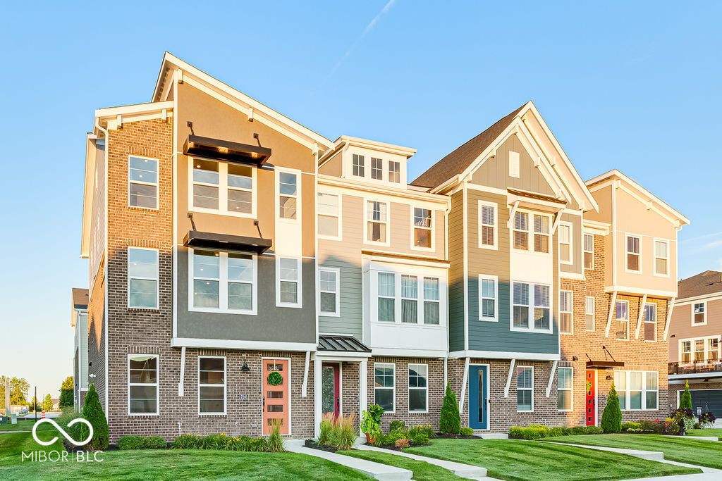 7291 Bayview Run, Mccordsville, IN 46055