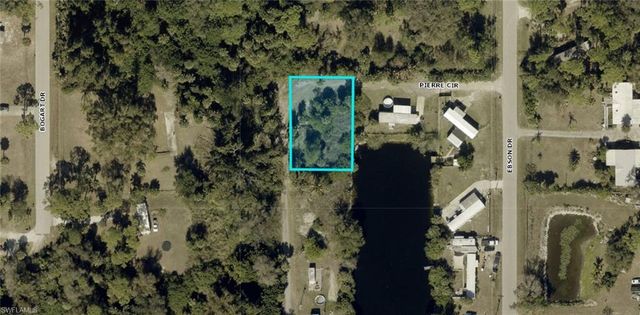 7614 Pierre CIR, North Fort Myers, FL 33917