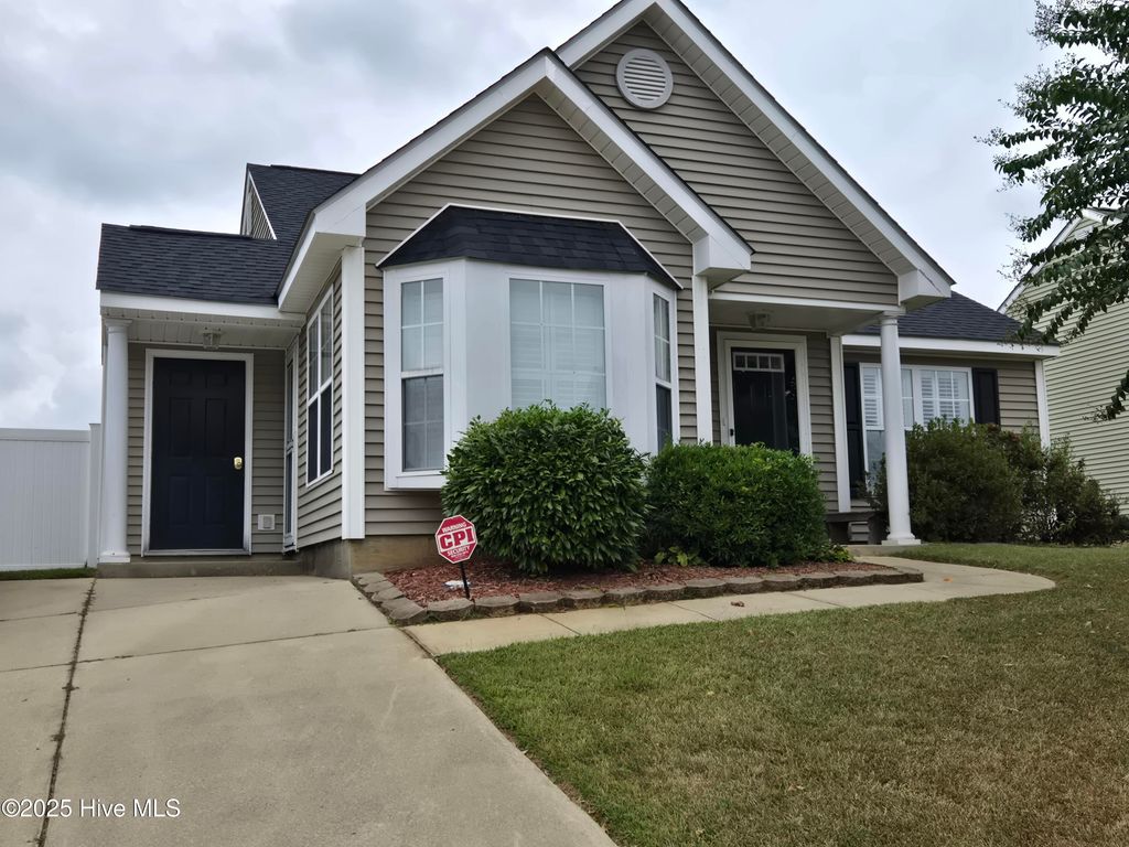 6938 Moss Creek Way, Rocky Mount, NC 27804