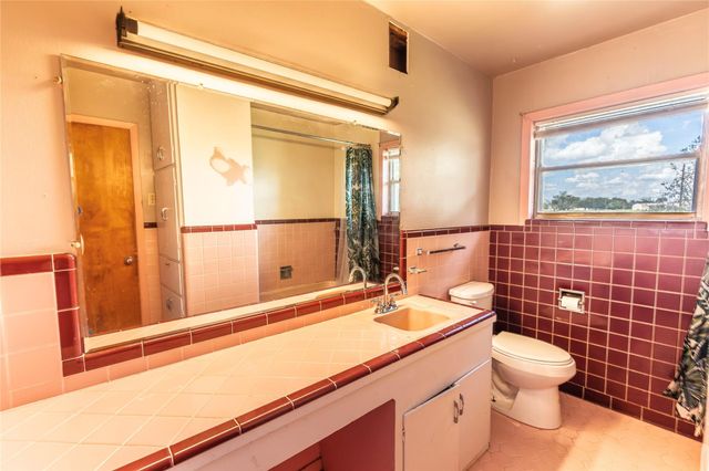 2652 Remmert Road, Bellville, TX 77418