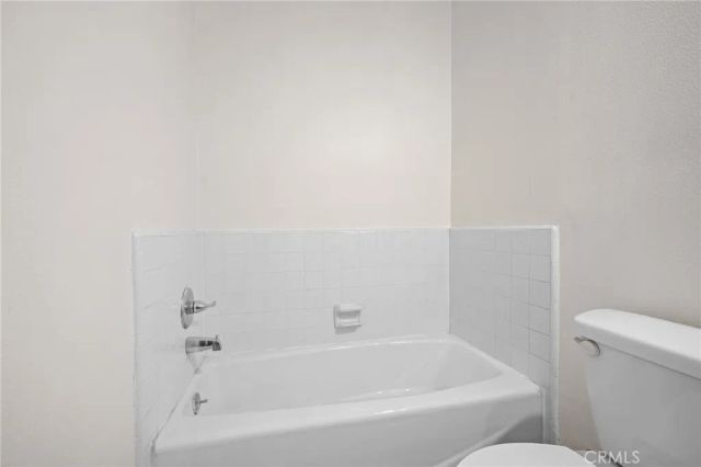 1305 N Columbus Avenue 109, Glendale, CA 91202