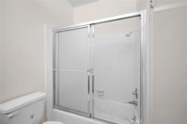 1305 N Columbus Avenue 109, Glendale, CA 91202