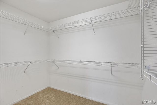 15575 Clover Ridge Drive, Chesterfield, MO 63017