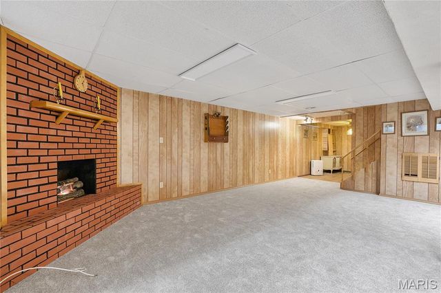 15575 Clover Ridge Drive, Chesterfield, MO 63017