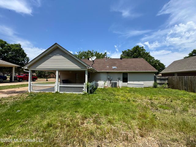 7063 Cedardale Road, Olive Branch, MS 38654