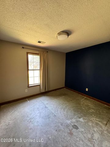 7063 Cedardale Road, Olive Branch, MS 38654
