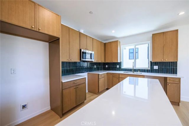 1259 Longwood Avenue 3.5, Los Angeles, CA 90019