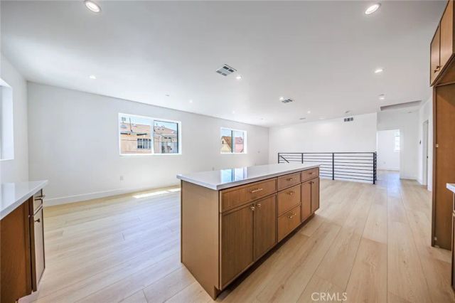 1259 Longwood Avenue 3.5, Los Angeles, CA 90019