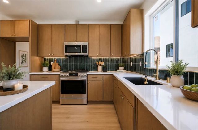 1259 Longwood Avenue 3.5, Los Angeles, CA 90019