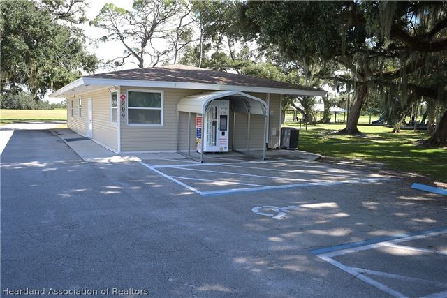6417 Concord Drive, Sebring, FL 33876