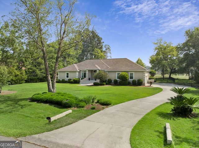 354 Oak Grove Island Drive, Brunswick, GA 31523