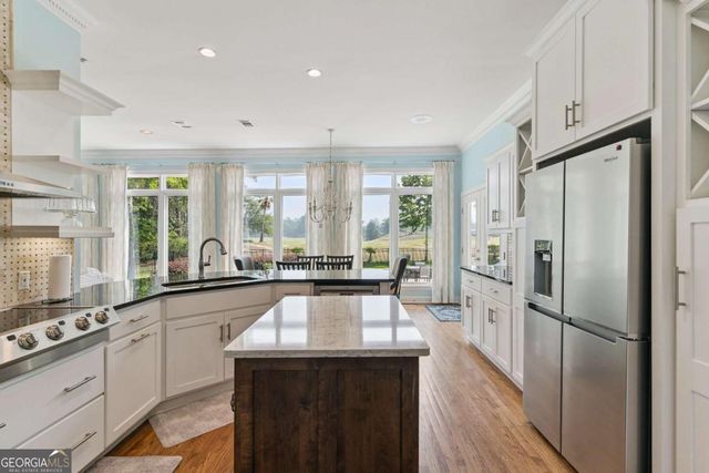 354 Oak Grove Island Drive, Brunswick, GA 31523