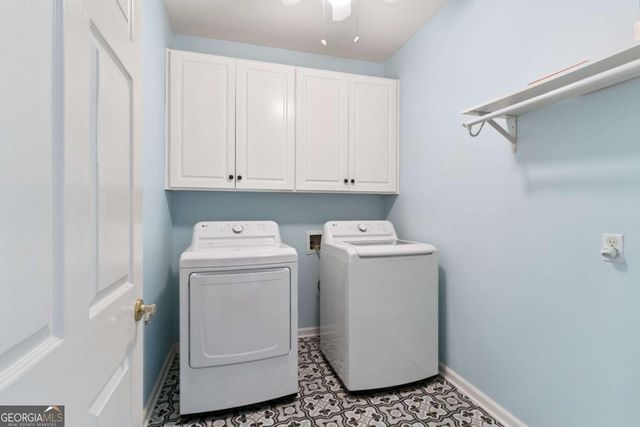 354 Oak Grove Island Drive, Brunswick, GA 31523
