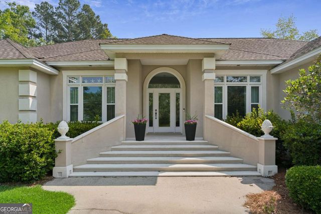354 Oak Grove Island Drive, Brunswick, GA 31523
