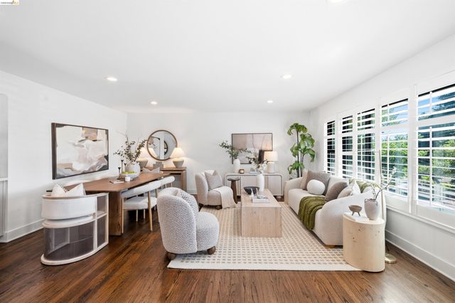 5696 Colton Blvd, Oakland, CA 94611