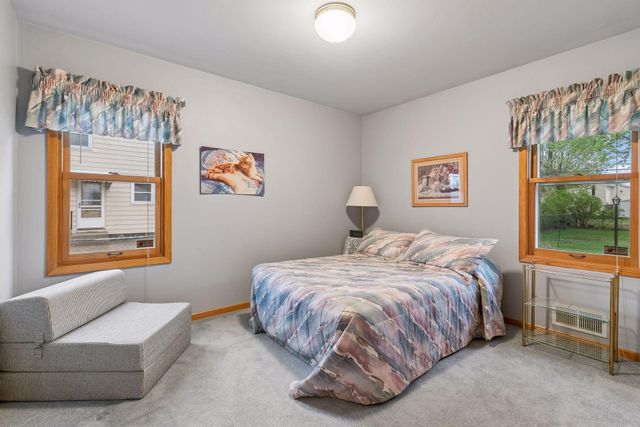 2700 W 84th Street, Bloomington, MN 55431