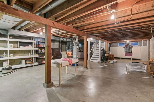 2700 W 84th Street, Bloomington, MN 55431