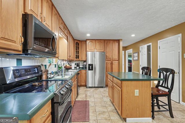 75 Juniper Trail, Clayton, GA 30525