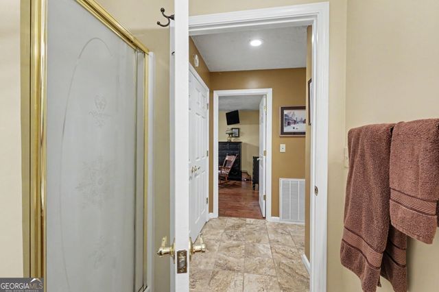 75 Juniper Trail, Clayton, GA 30525