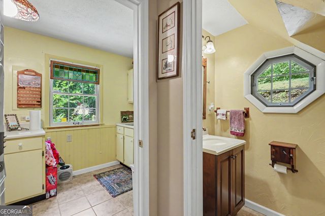 75 Juniper Trail, Clayton, GA 30525