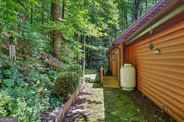 75 Juniper Trail, Clayton, GA 30525