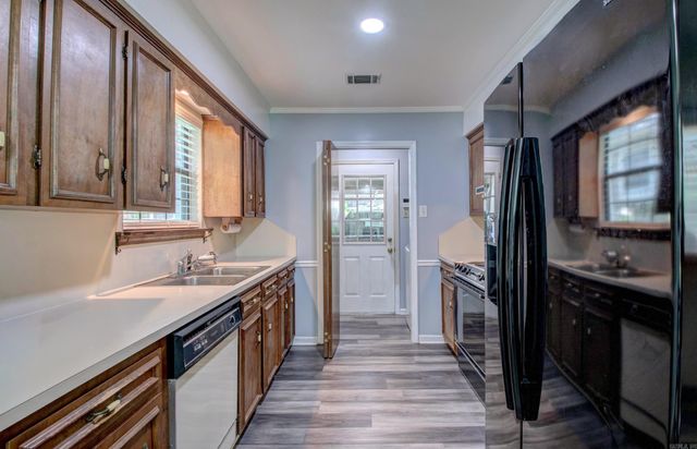 12409 Goldleaf Drive, Little Rock, AR 72210