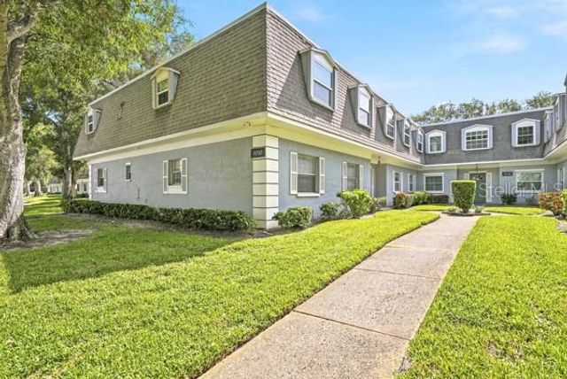 1717 BELLEAIR FOREST DRIVE A, Clearwater, FL 33756
