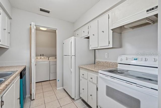 1717 BELLEAIR FOREST DRIVE A, Clearwater, FL 33756