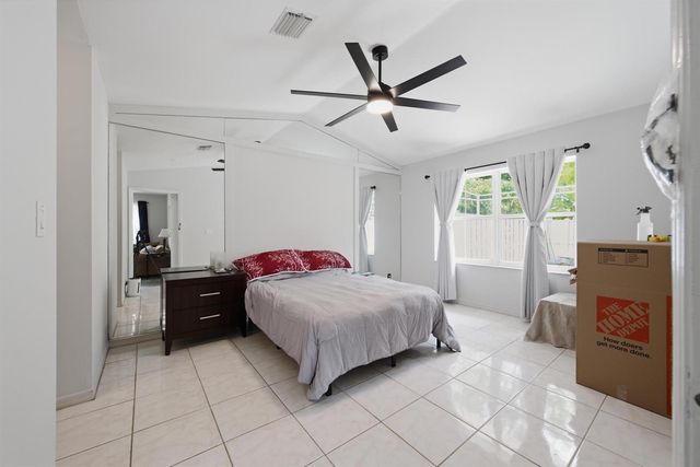8417 NW 40th Court, Sunrise, FL 33351