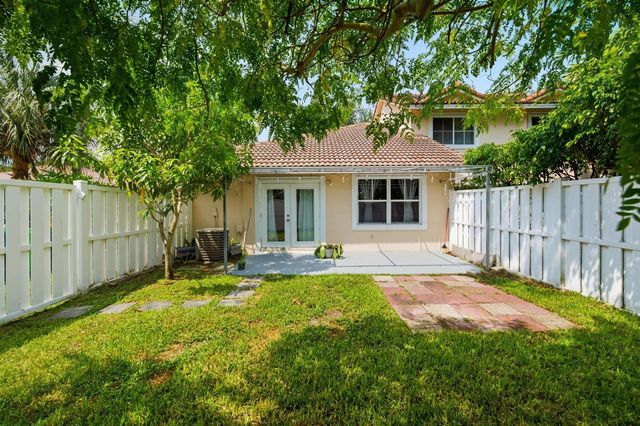8417 NW 40th Court, Sunrise, FL 33351