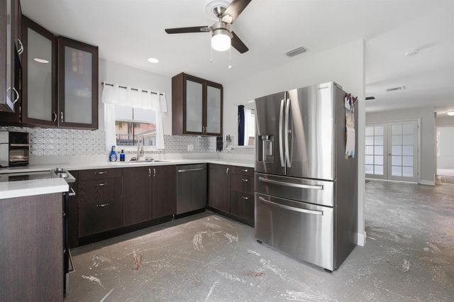 8417 NW 40th Court, Sunrise, FL 33351